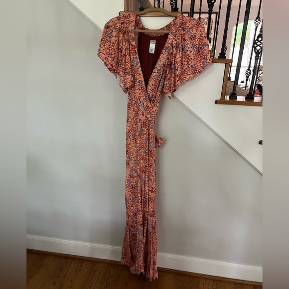Floral Off-Shoulder Maxi Dress - Picture 2 of 6